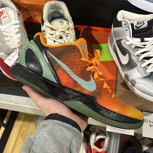 Meet your Posher, Justin